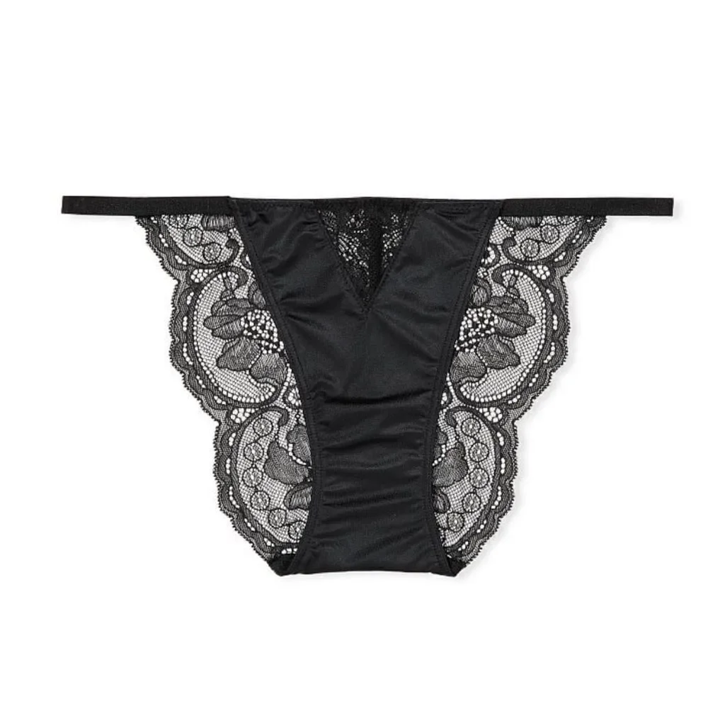 Victorias Secret Very Sexy Sheer Chantilly Lace String Cheekini panty black M